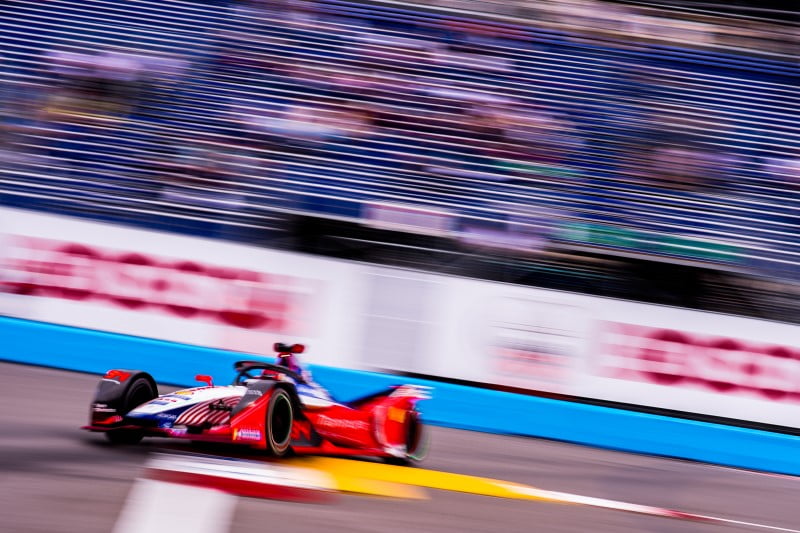 Pascal Wehrlein races his Mahindra Racing car on the city streets as the team push the boundaries of Motorsport technology in the new decade.