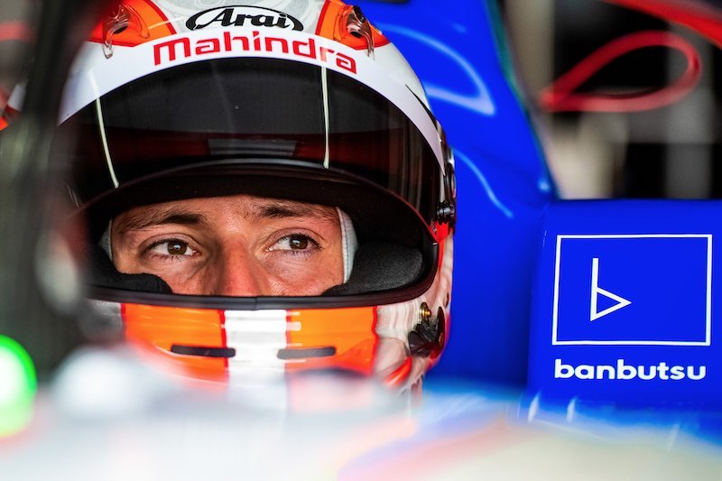 Formula E racer Alex Lynn races for Mahindra Racing in the 2020 Berlin ePrix