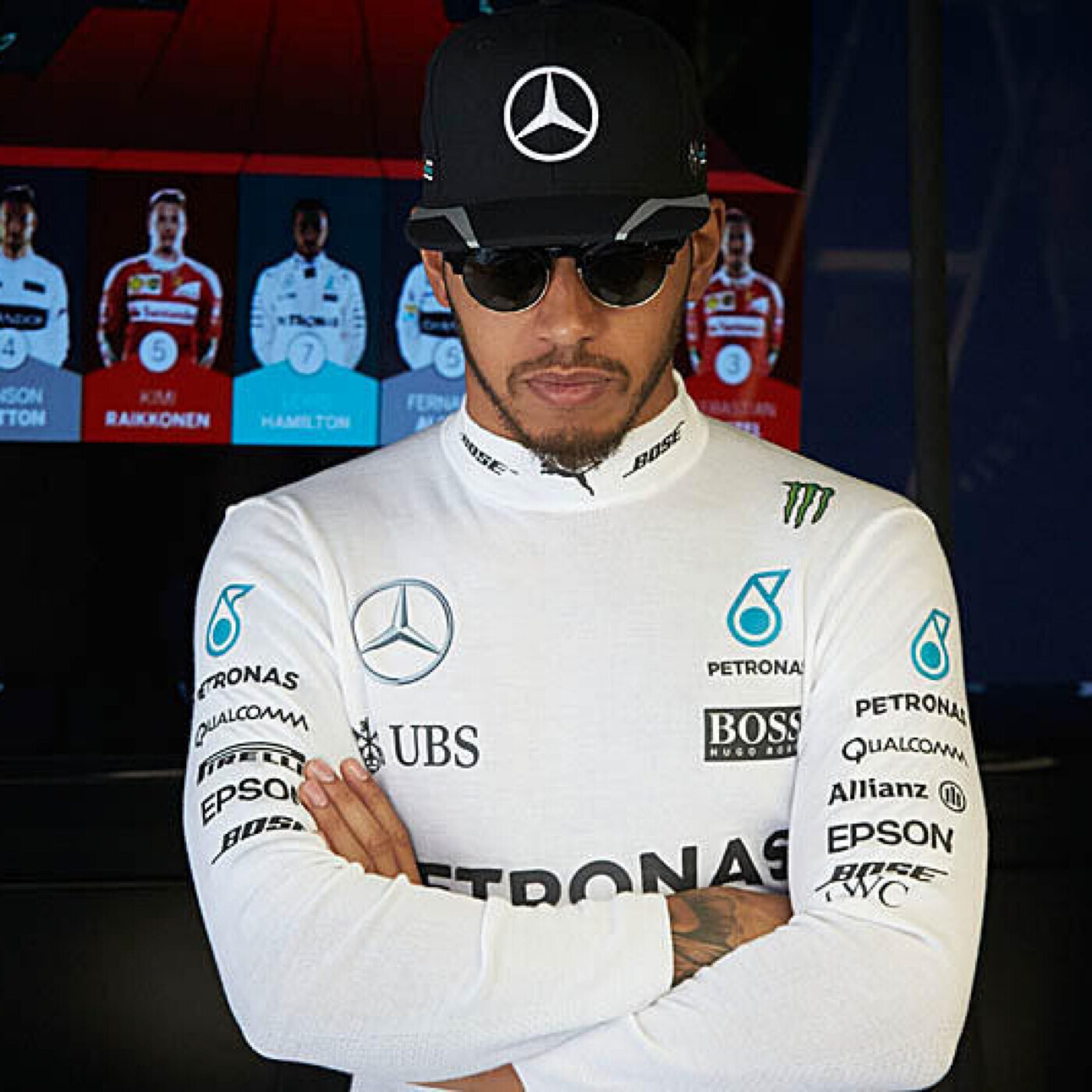 25: Mclaren Approached Lewis Hamilton Too?