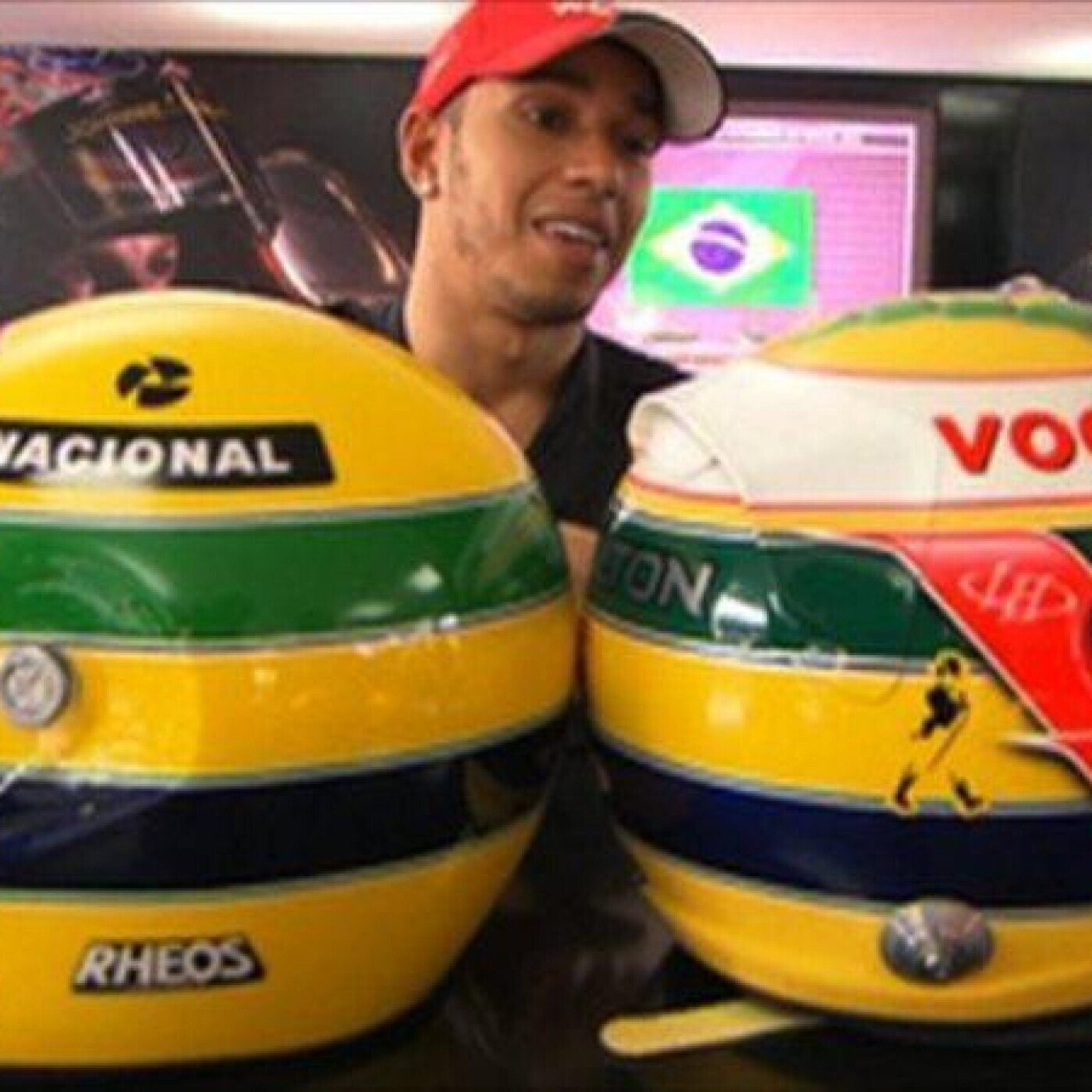 Lewis Hamilton > Ayrton Senna?
